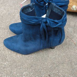 Angel Step Blue Ultra Suede ankle cowgirl boots with fringe New size 11m